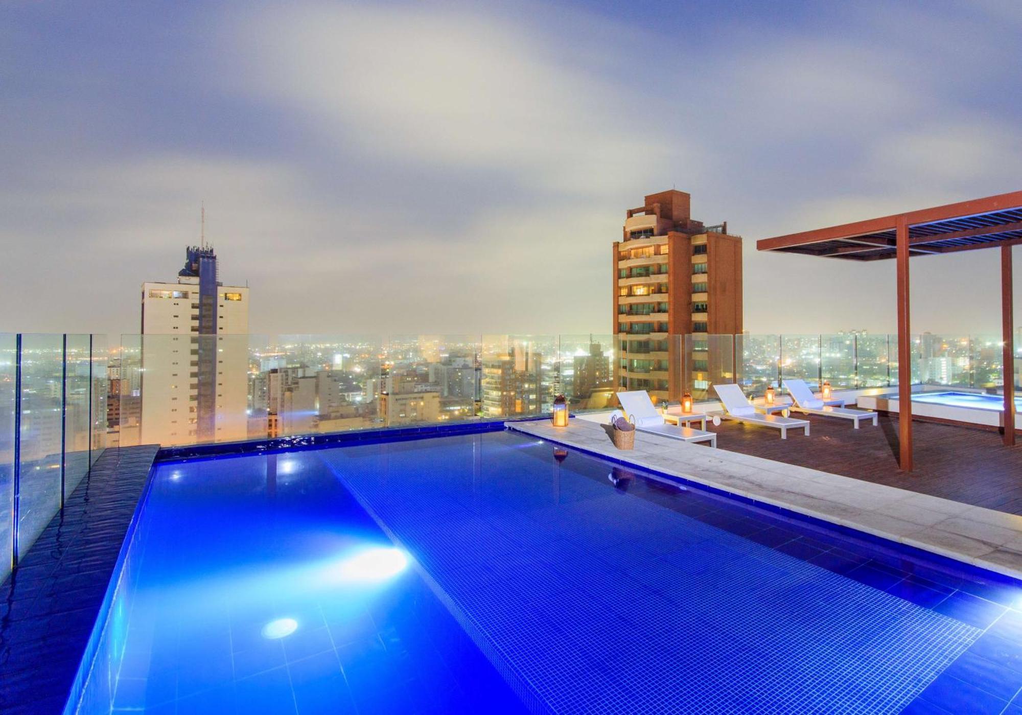 เอ็นเอช คอลเลคชั่น รอยัล สมาร์ตสวีท Hotel บาร์รังกีญา ภายนอก รูปภาพ